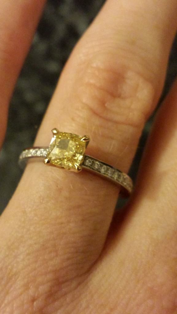 Yellow diamond ring2