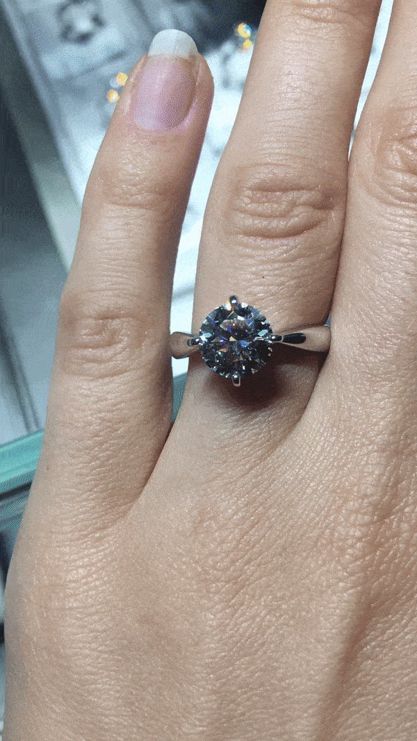 2.01ct J Color, SI1 Clarity Engagement Ring at Chow Sang Sang