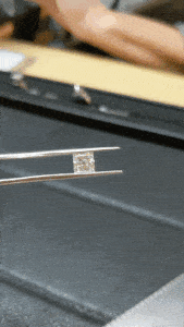 1ct F/SI2 Princess Cut diamond GIF