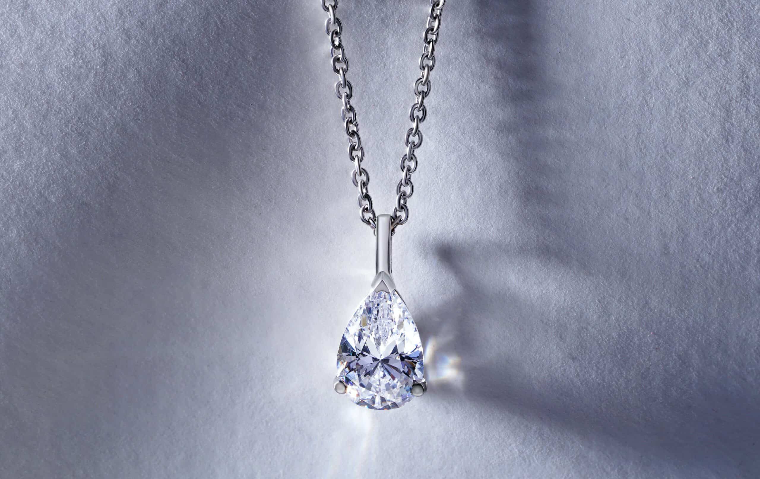Necklace setting hotsell for loose diamond