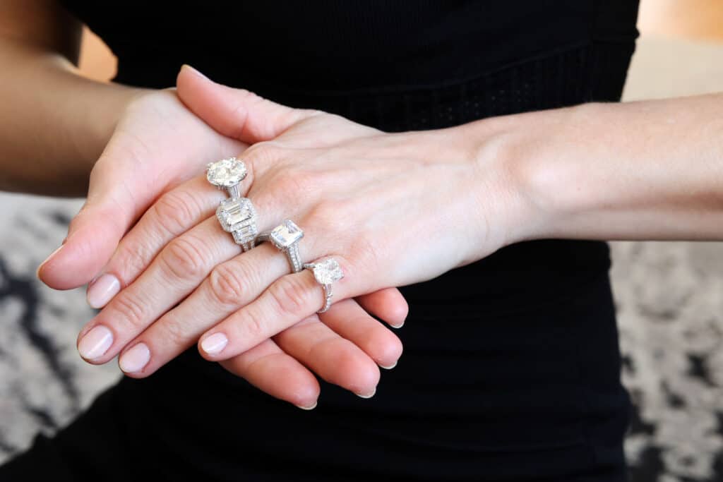 2022 Best Places To Buy Engagement Ring Online The Diamond Pro