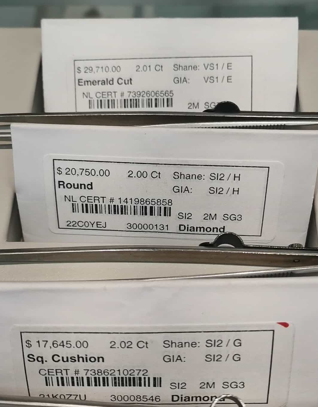 GIA diamond shown at Shane Co. 