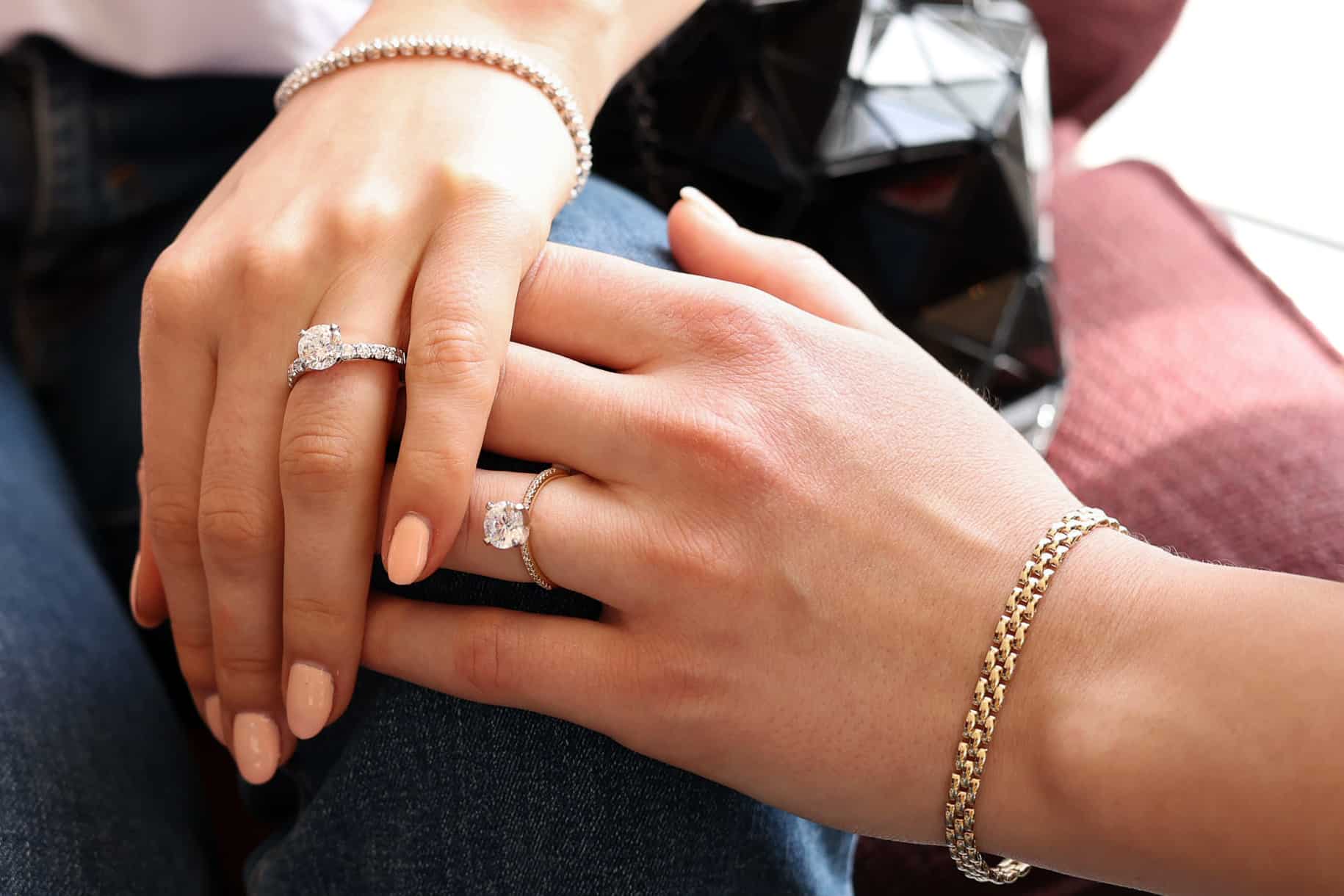 How to Choose Couple Rings? - The Caratlane