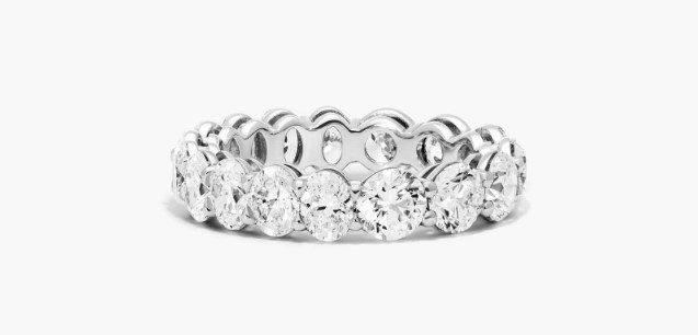 Oval-Round Cut Diamond eternity ring